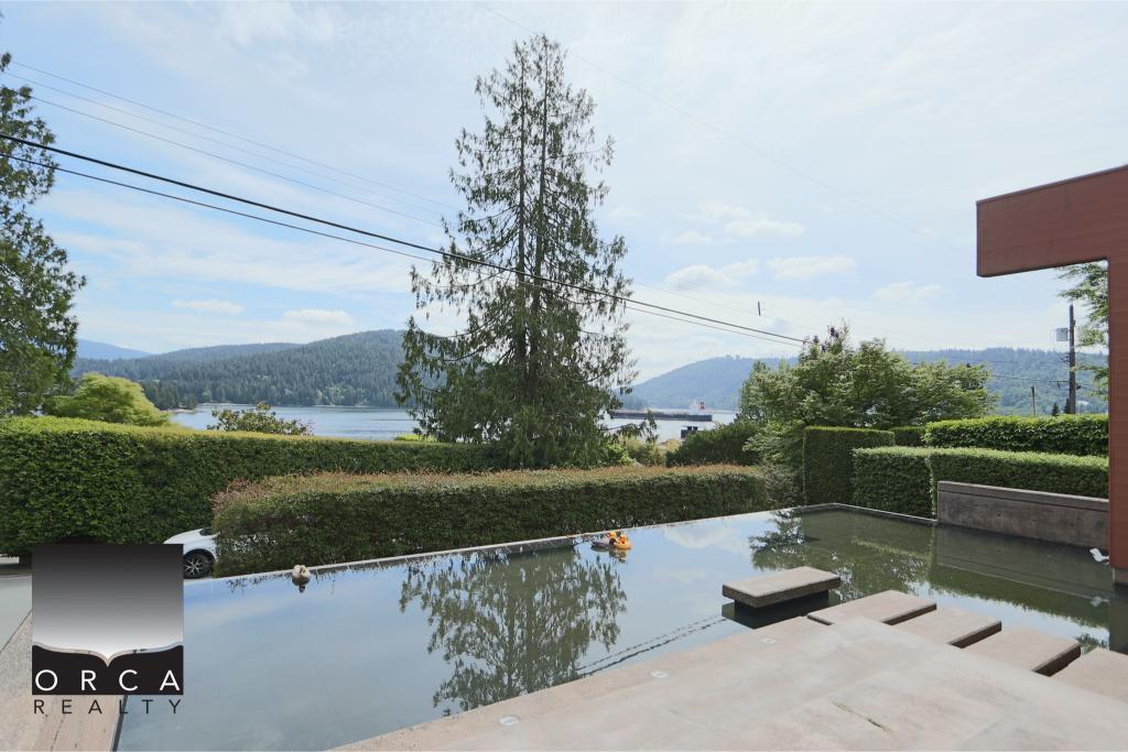 687 Beachview Drive, North Vancouver - Photo 4