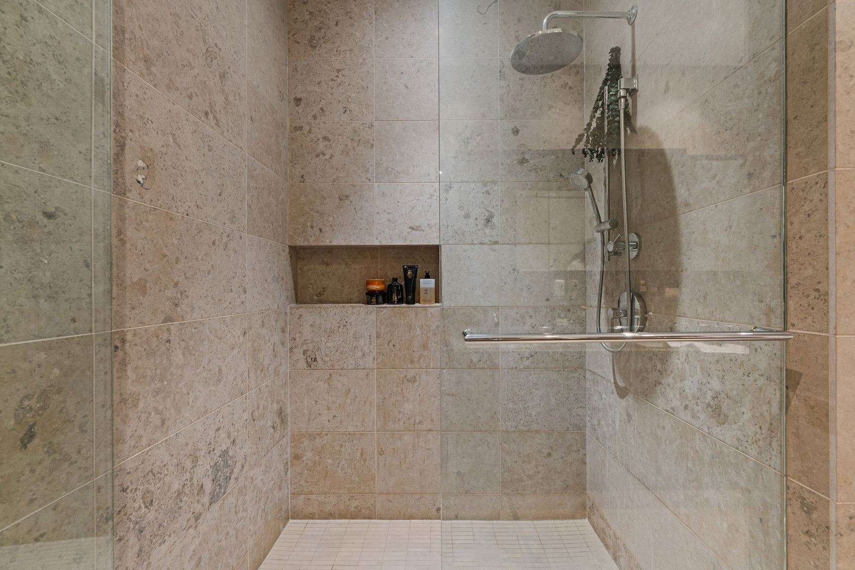 2403-125 East 14th, North Vancouver - Photo 96