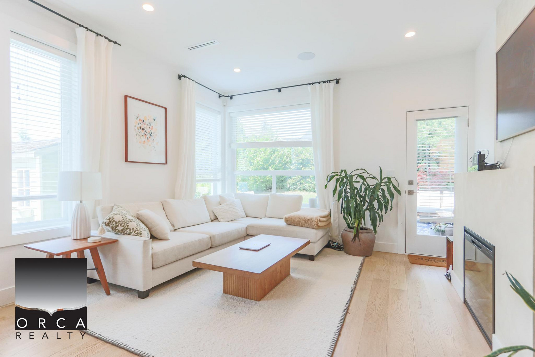 116 Windsor Road West, North Vancouver