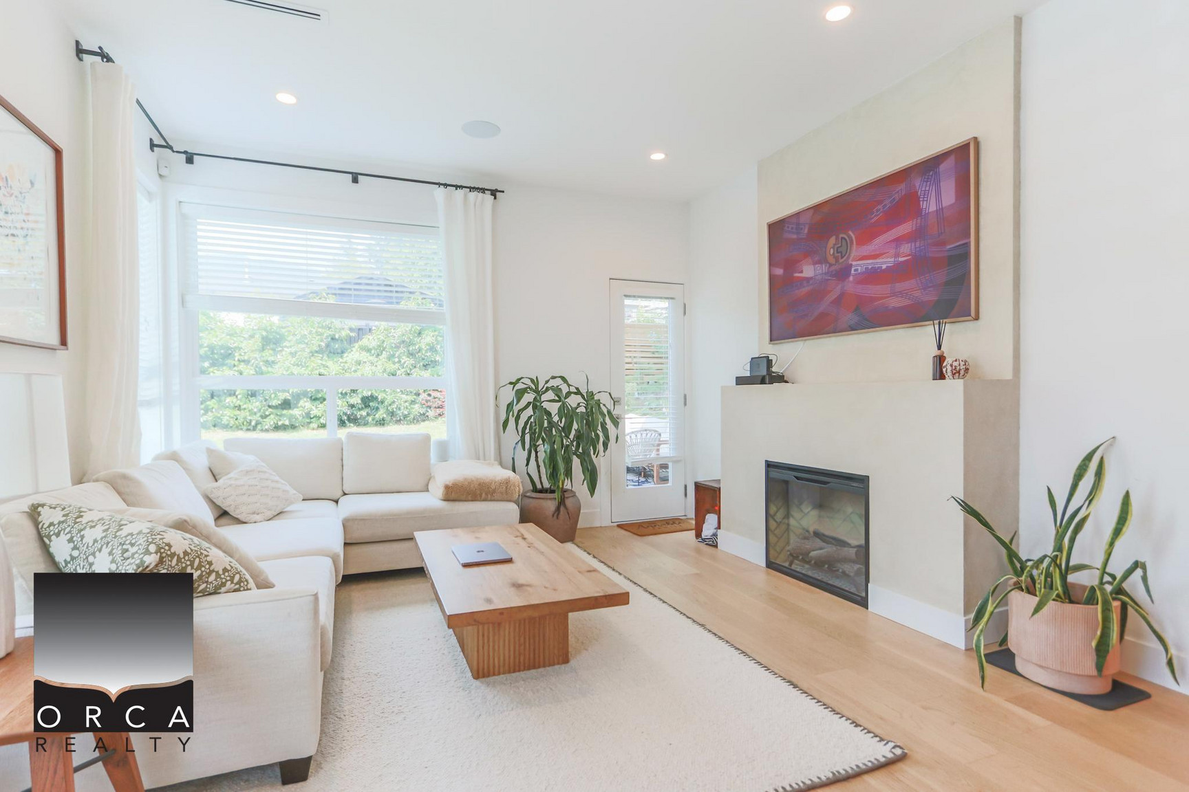 116 Windsor Road West, North Vancouver - Photo 4