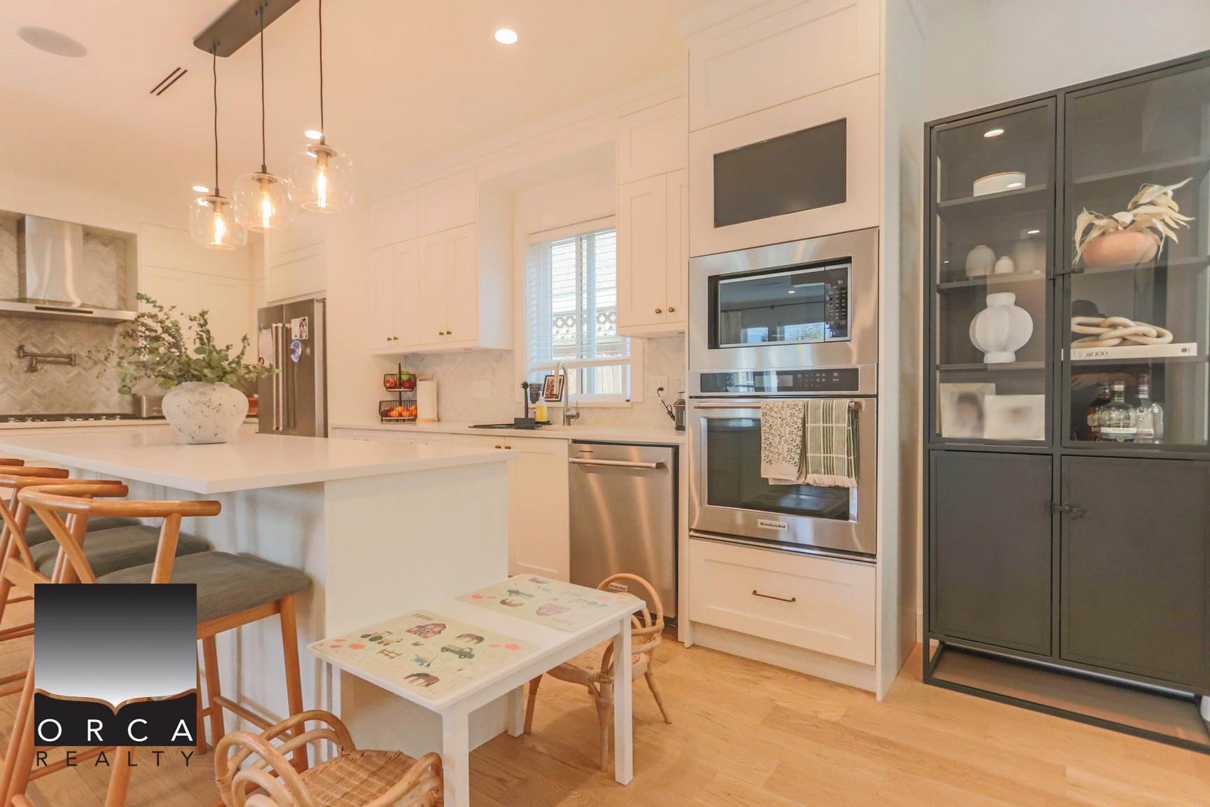 116 Windsor Road West, North Vancouver - Photo 8