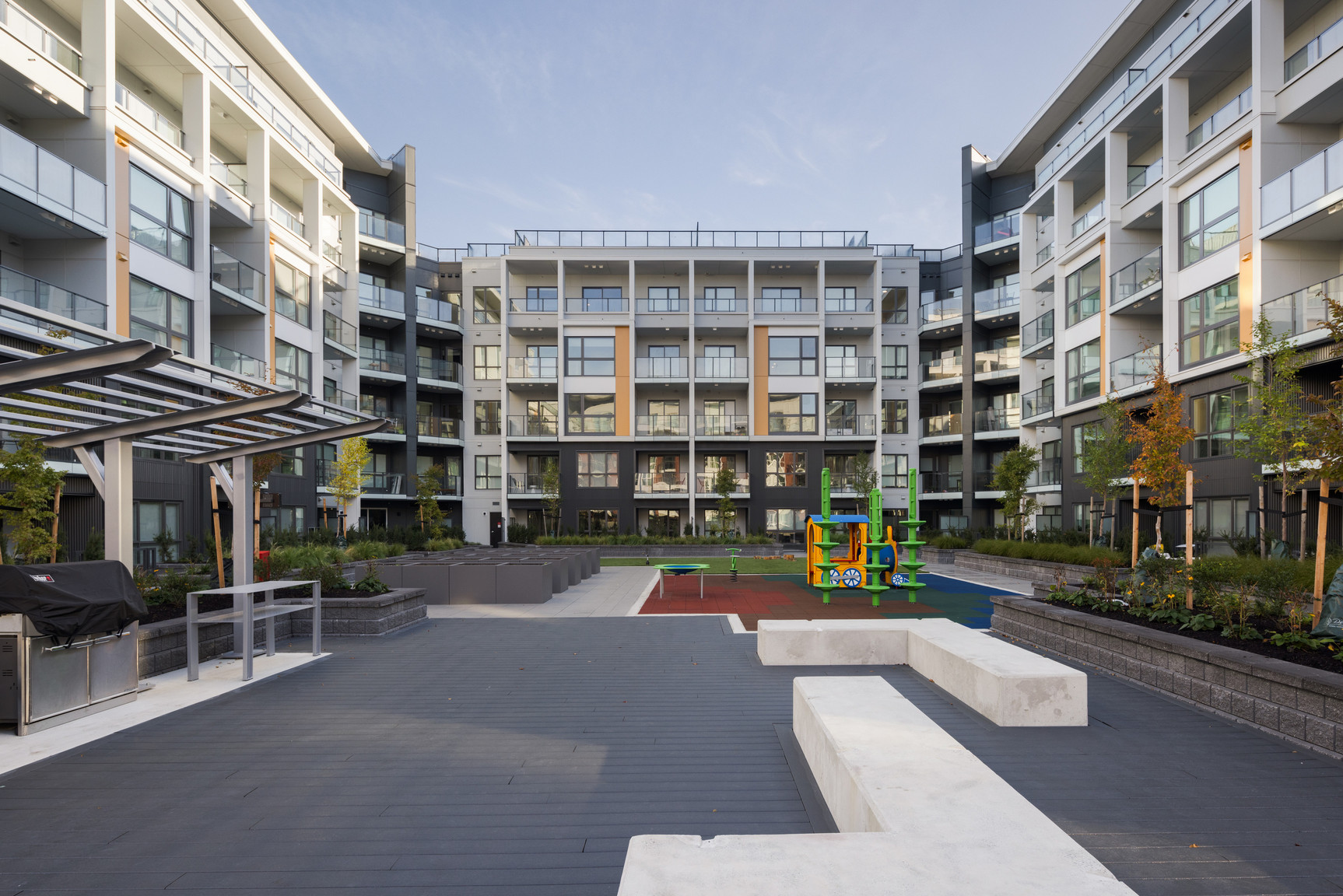 Riva Residences - Photo 39