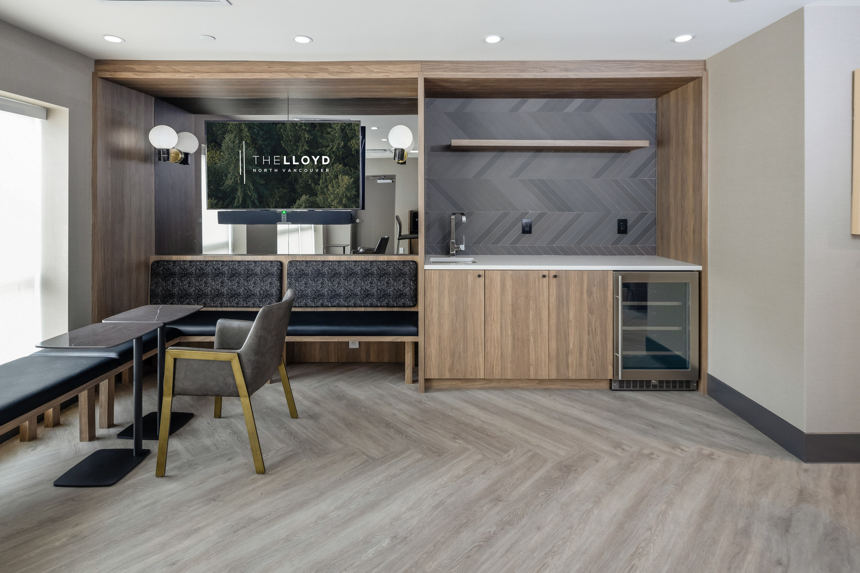 The Lloyd - Photo 15