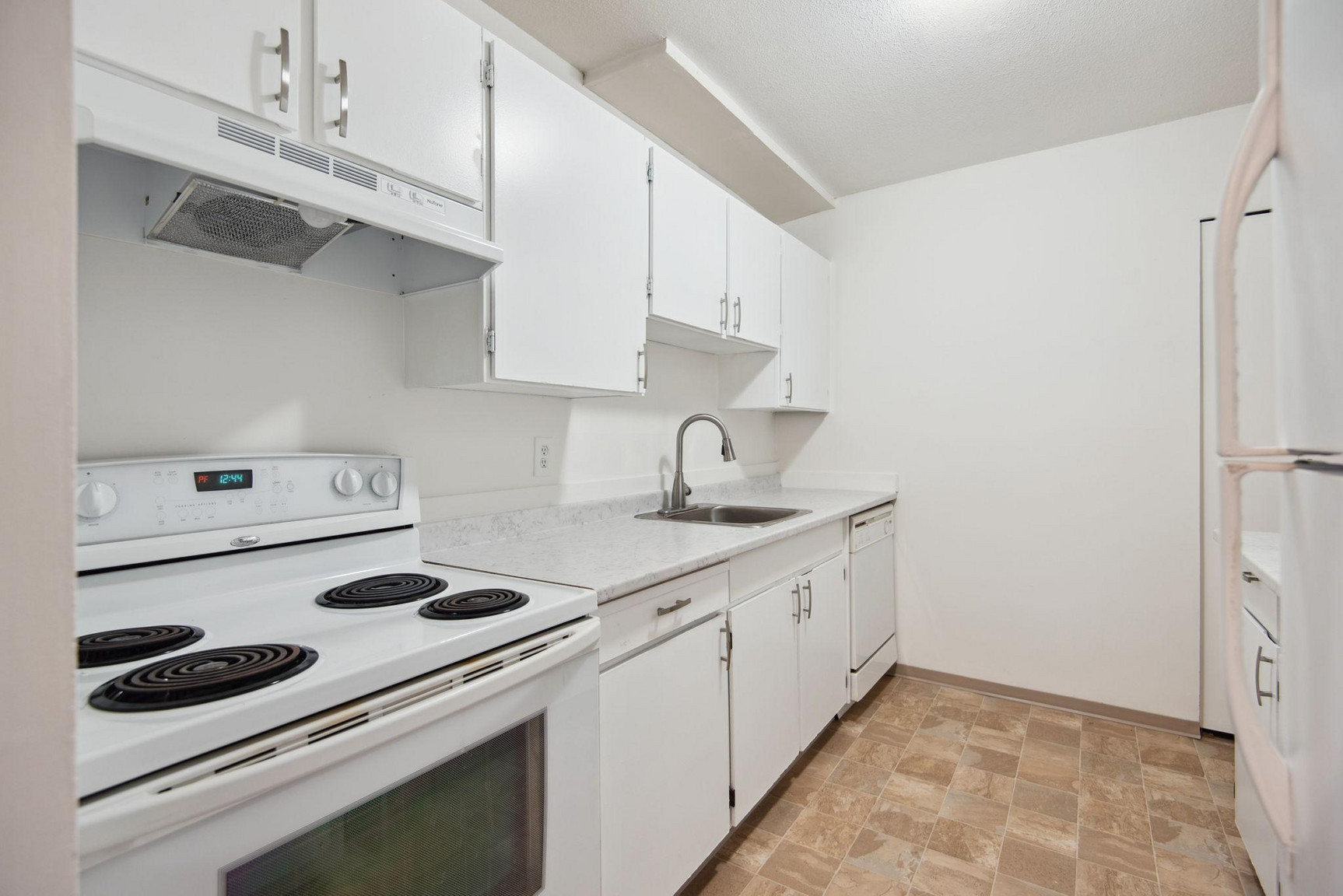 Fraser West Apartments  - Photo 10