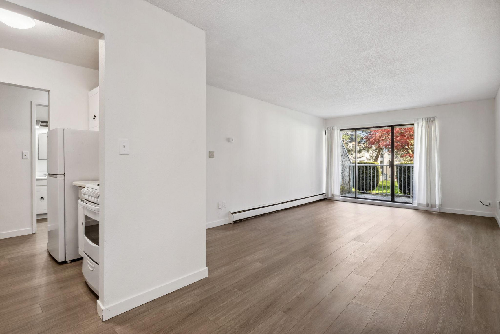 Guildford Gardens - Photo 9