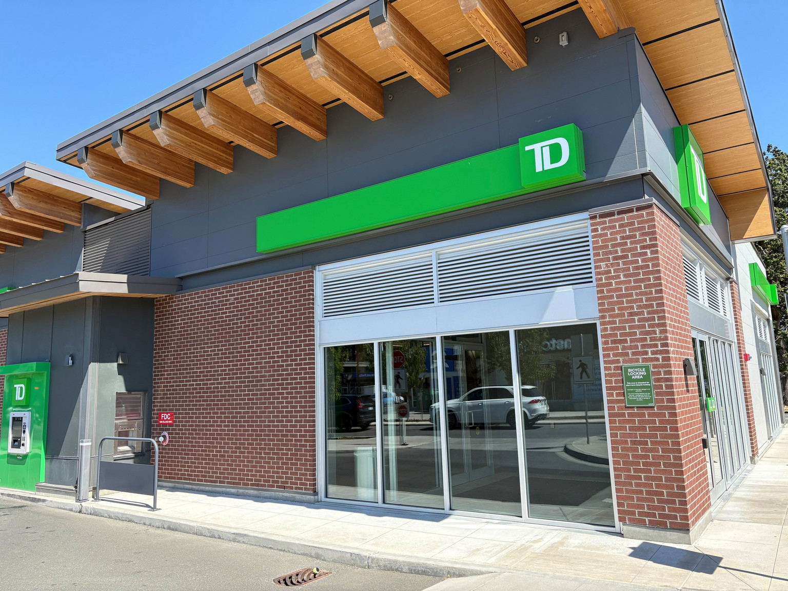 Colwood Corners  - Photo 11