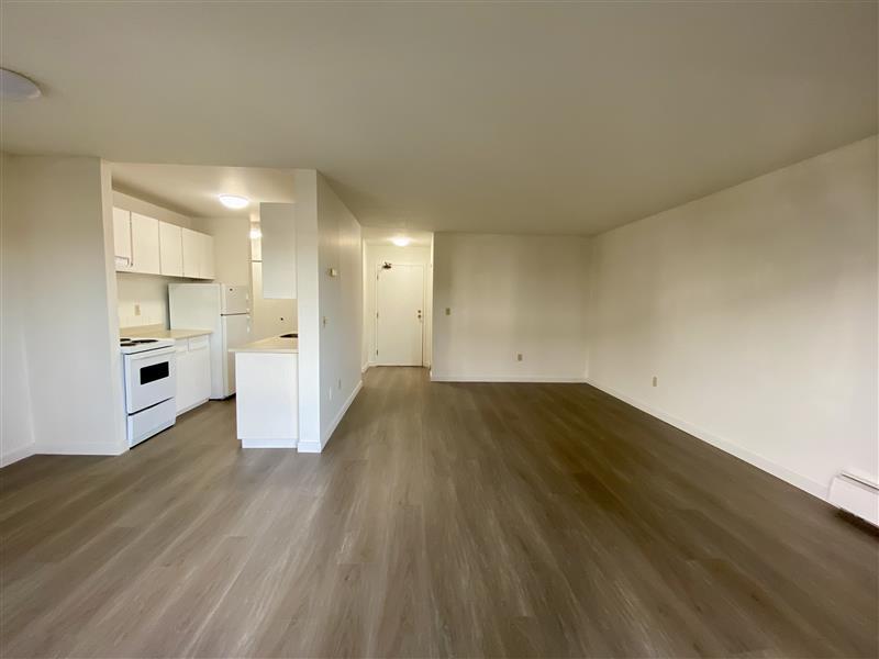 Belaire Apartments - Photo 11