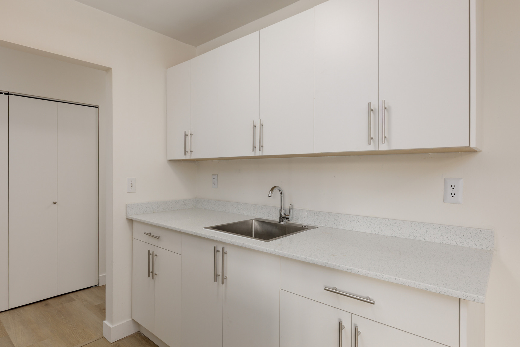 Regency Park - Photo 18