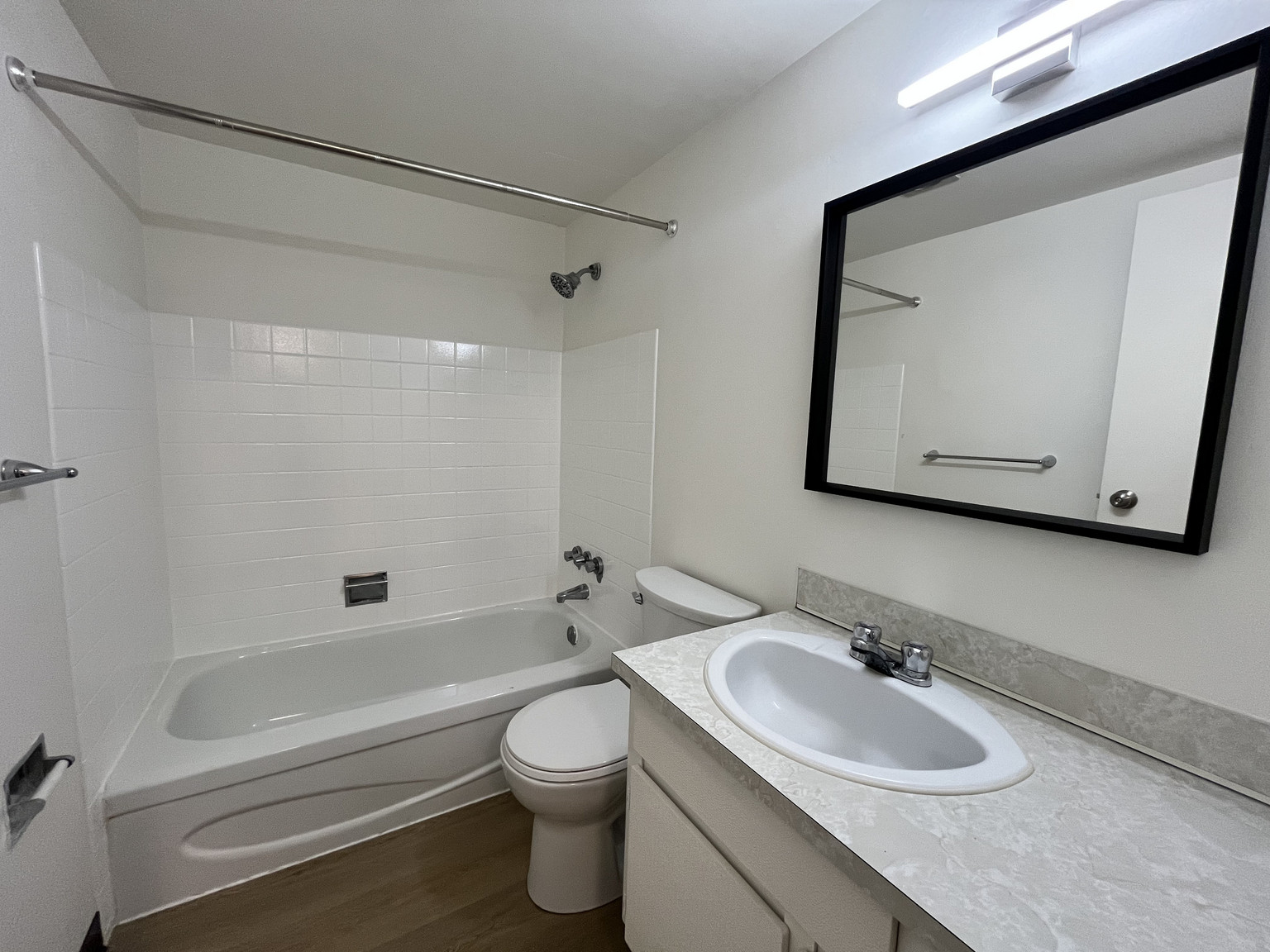 Buena Vista Apartments - Photo 28
