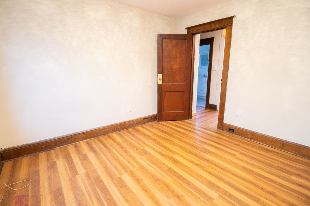 123 Lake St - Photo 18