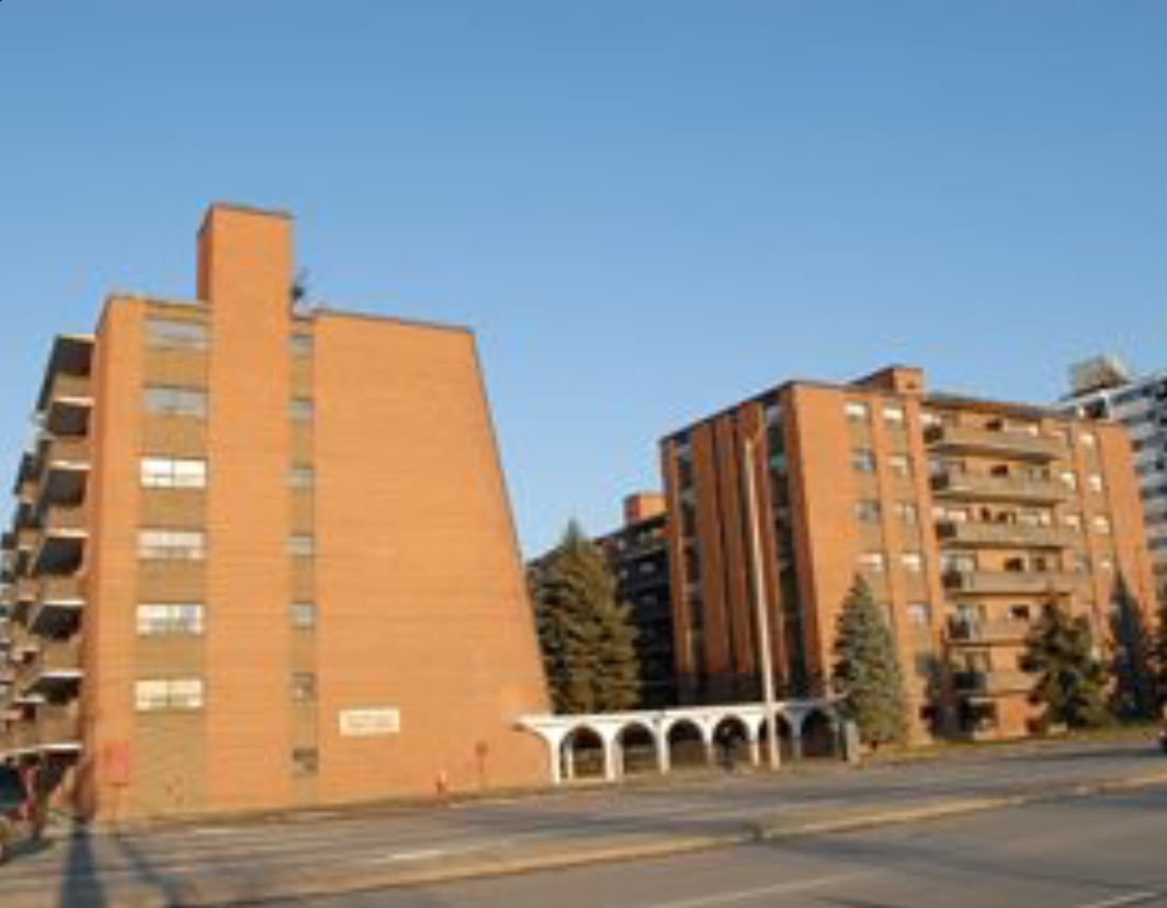 Hurontario - Photo 31