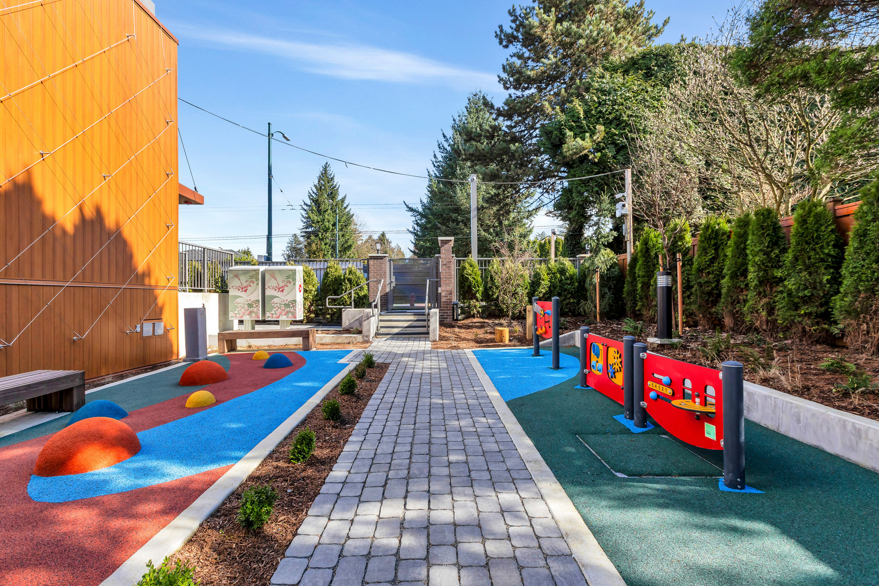 Hawthorne - 4575 Granville St - Photo 43
