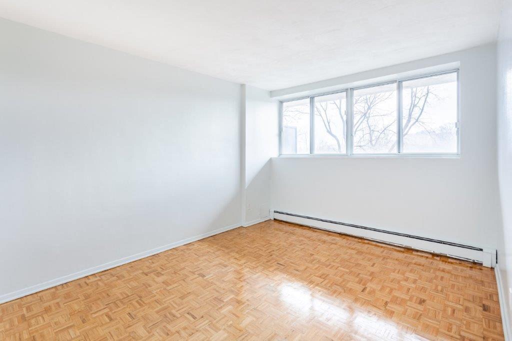 Kingsview Apartments - Photo 15