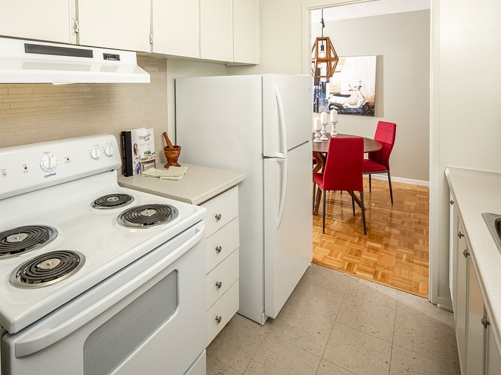 The Oaks Apartments - Photo 3