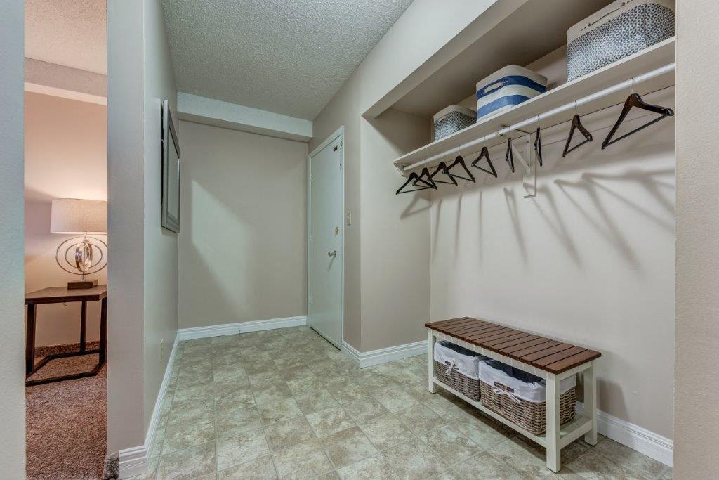 Mountainview Apartments - Photo 3