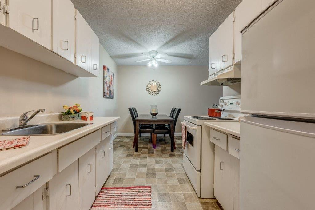 Mountainview Apartments - Photo 5