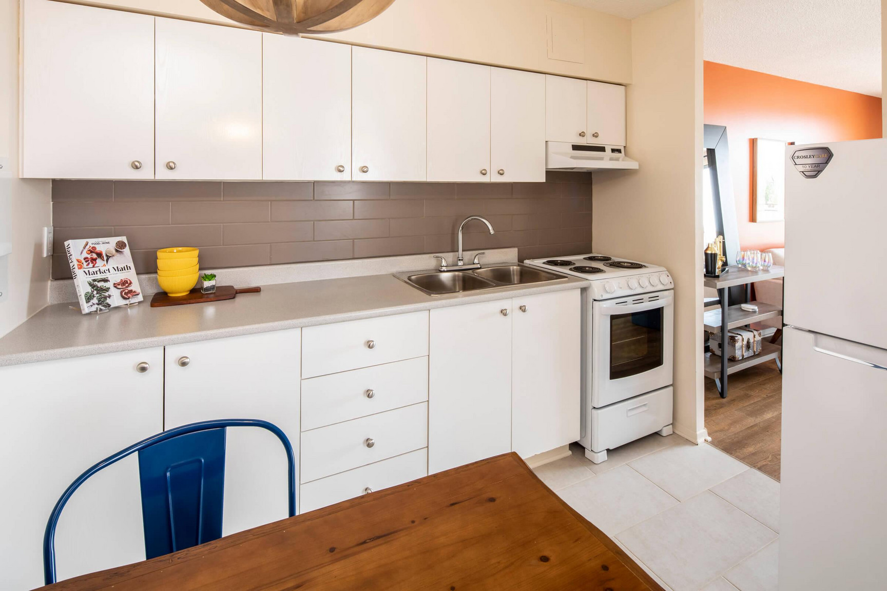 Lakeview Apartments - Photo 15