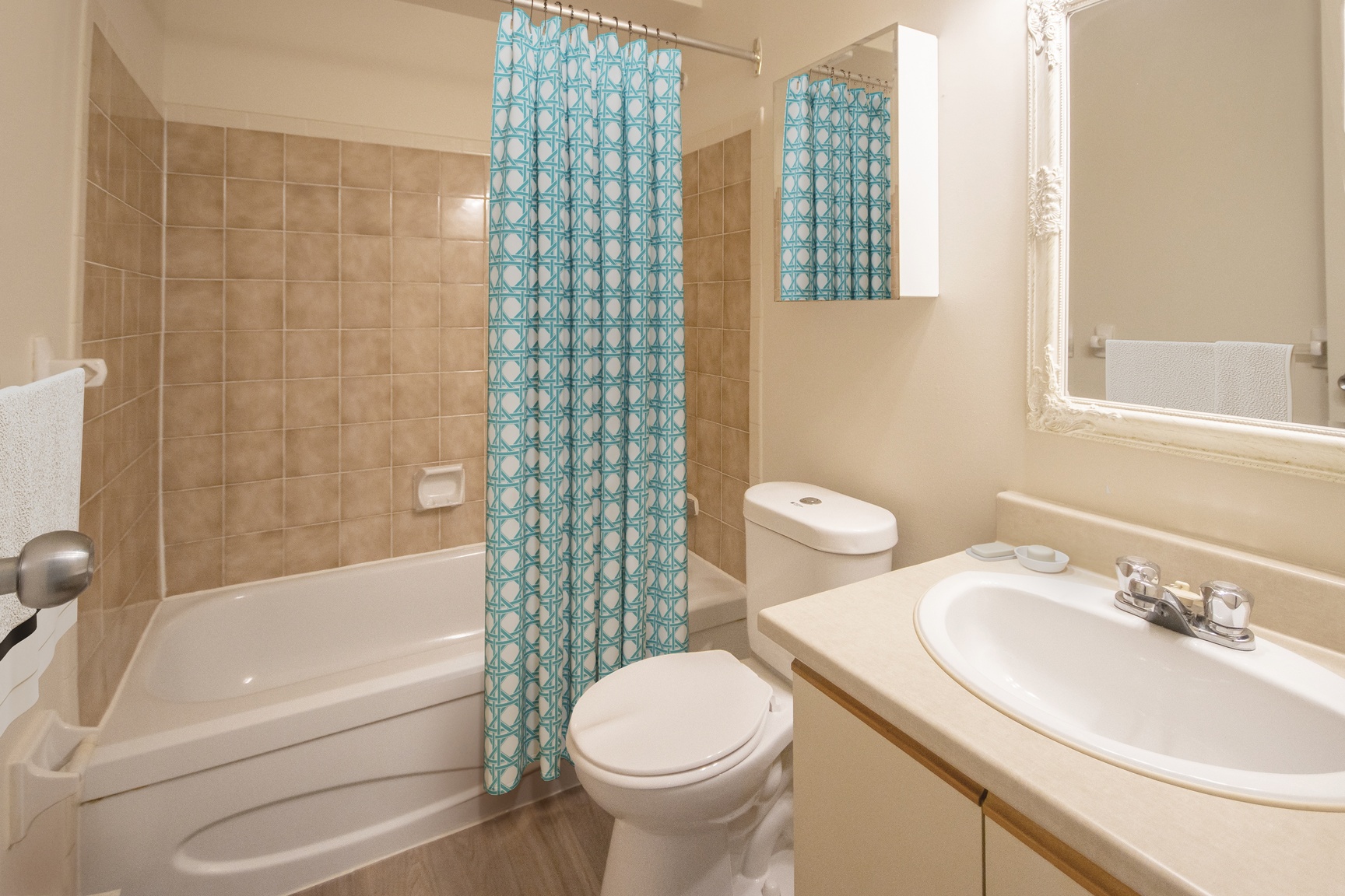 Bayridge Court Apartments - Photo 10