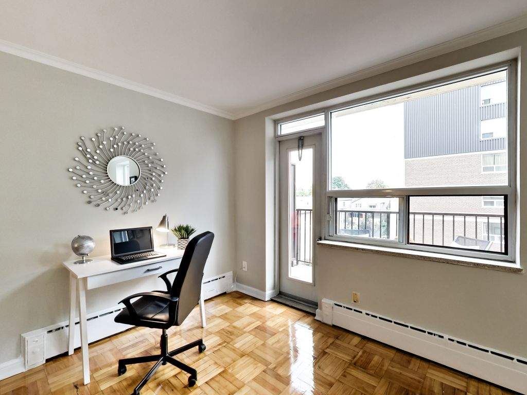 460 Eglinton Avenue East - Photo 17