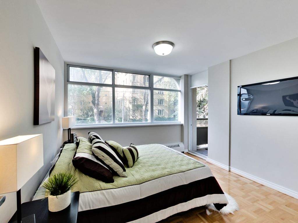 425 Avenue Road - Photo 22