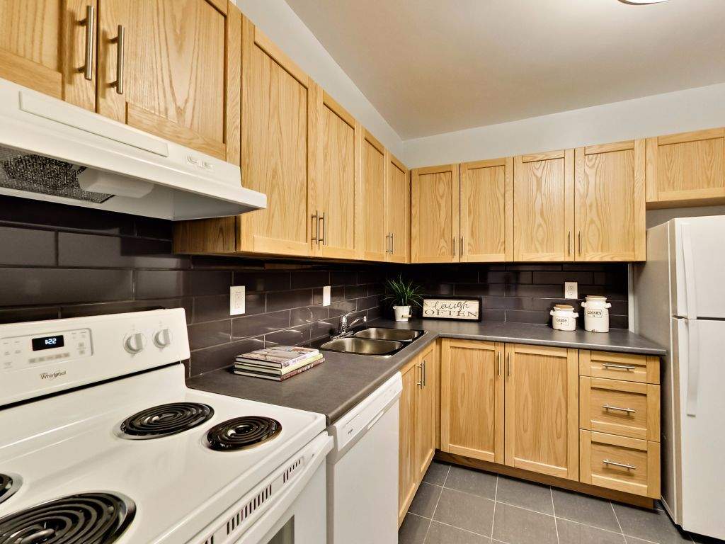 660 Briar Hill - Photo 13
