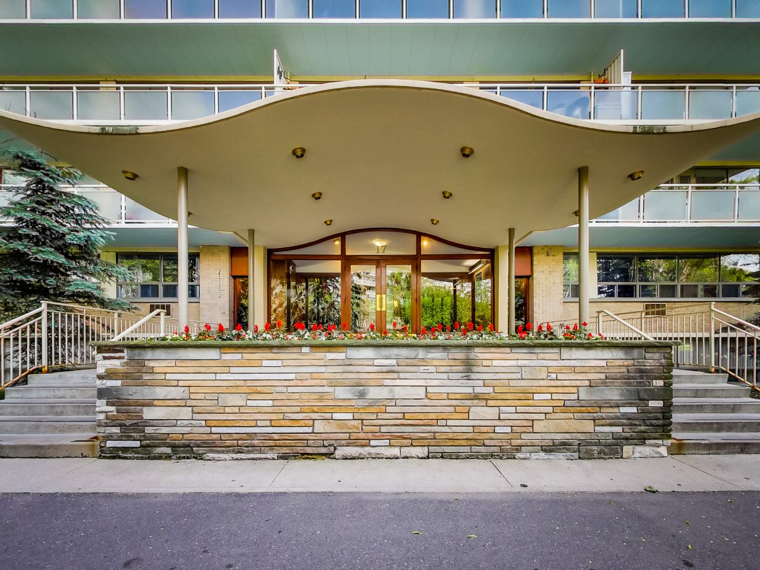Brentwood Towers - Photo 27