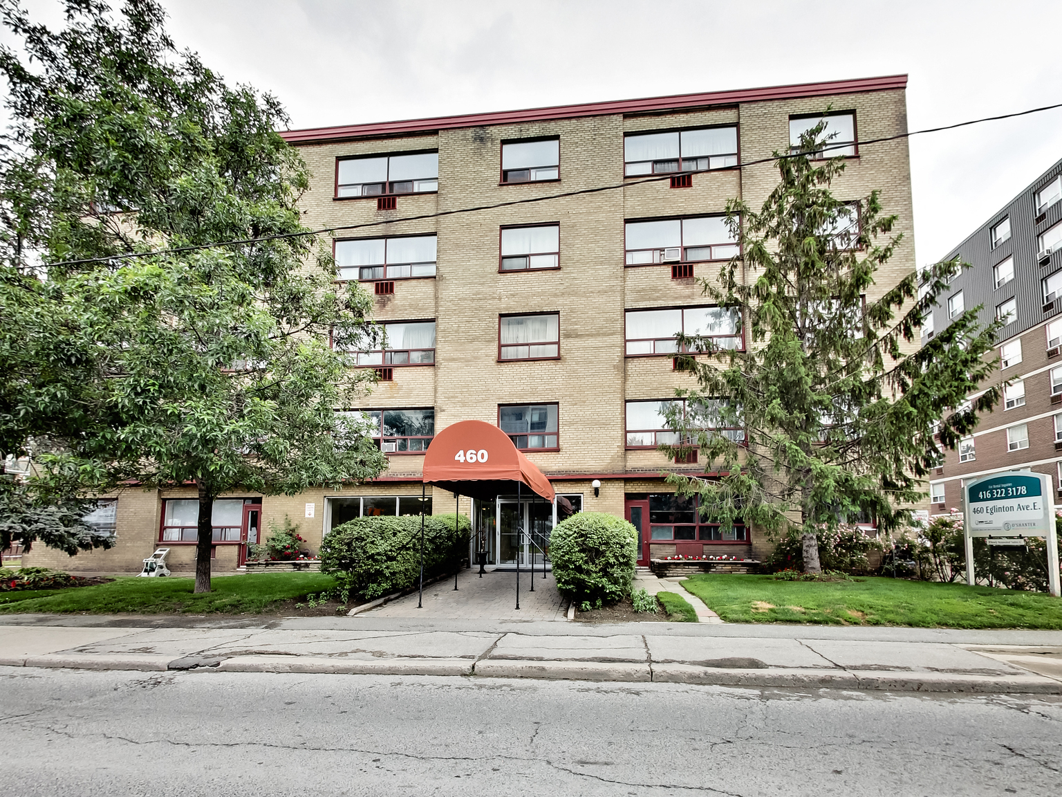 460 Eglinton Avenue East - Photo 4