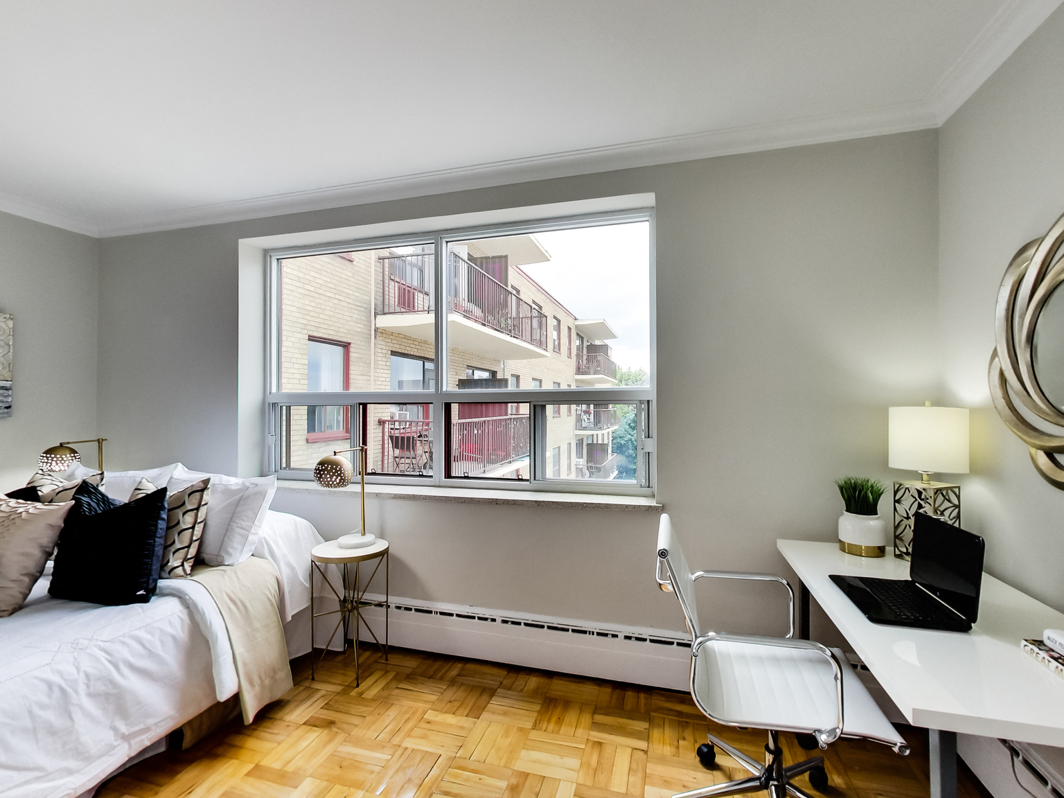 460 Eglinton Avenue East - Photo 16