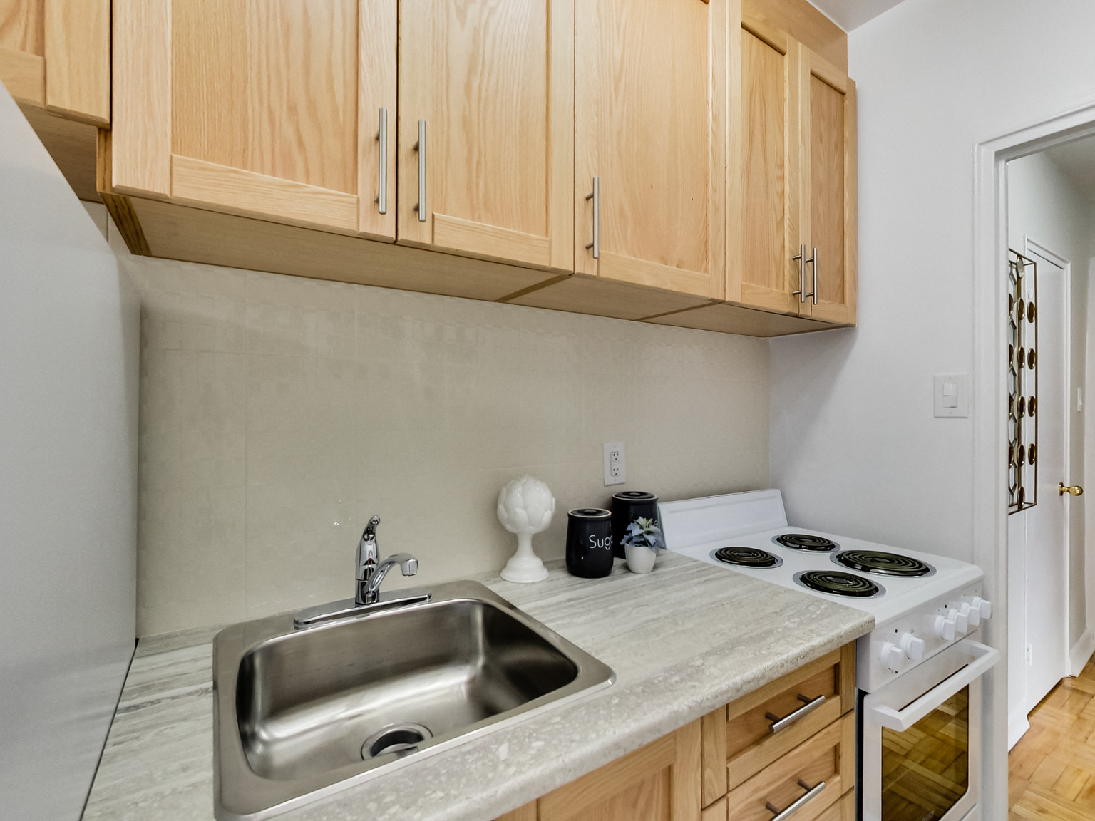 460 Eglinton Avenue East - Photo 30