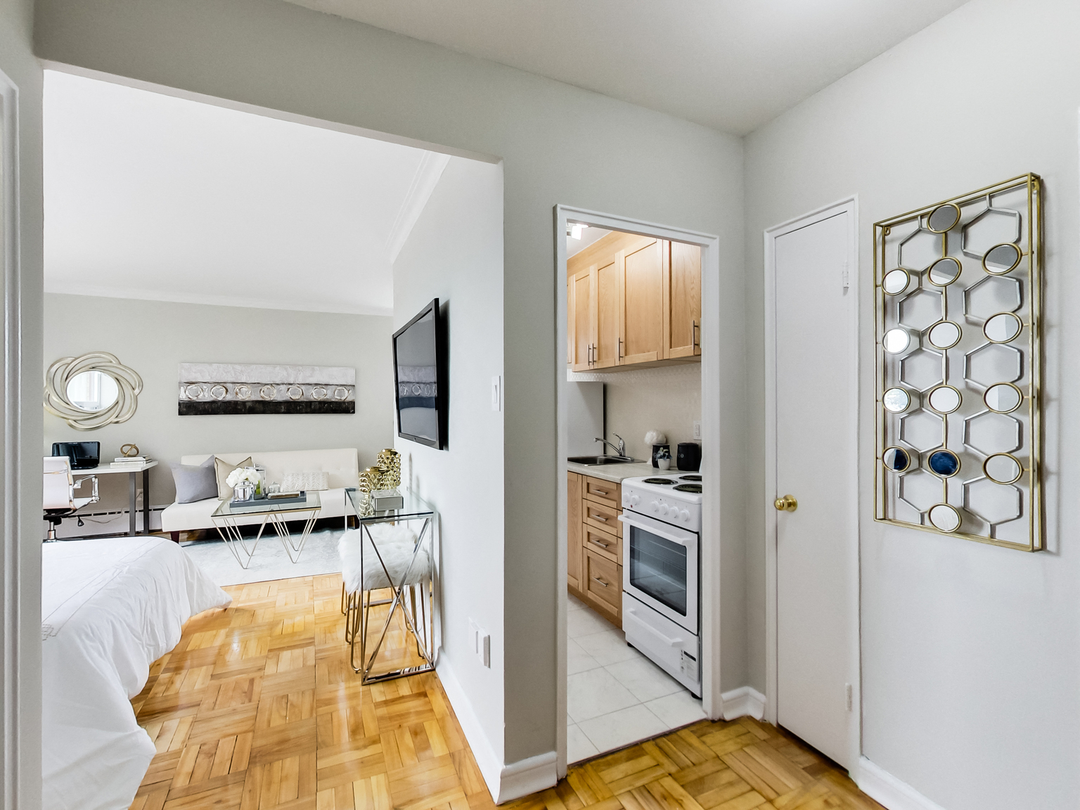 460 Eglinton Avenue East - Photo 35