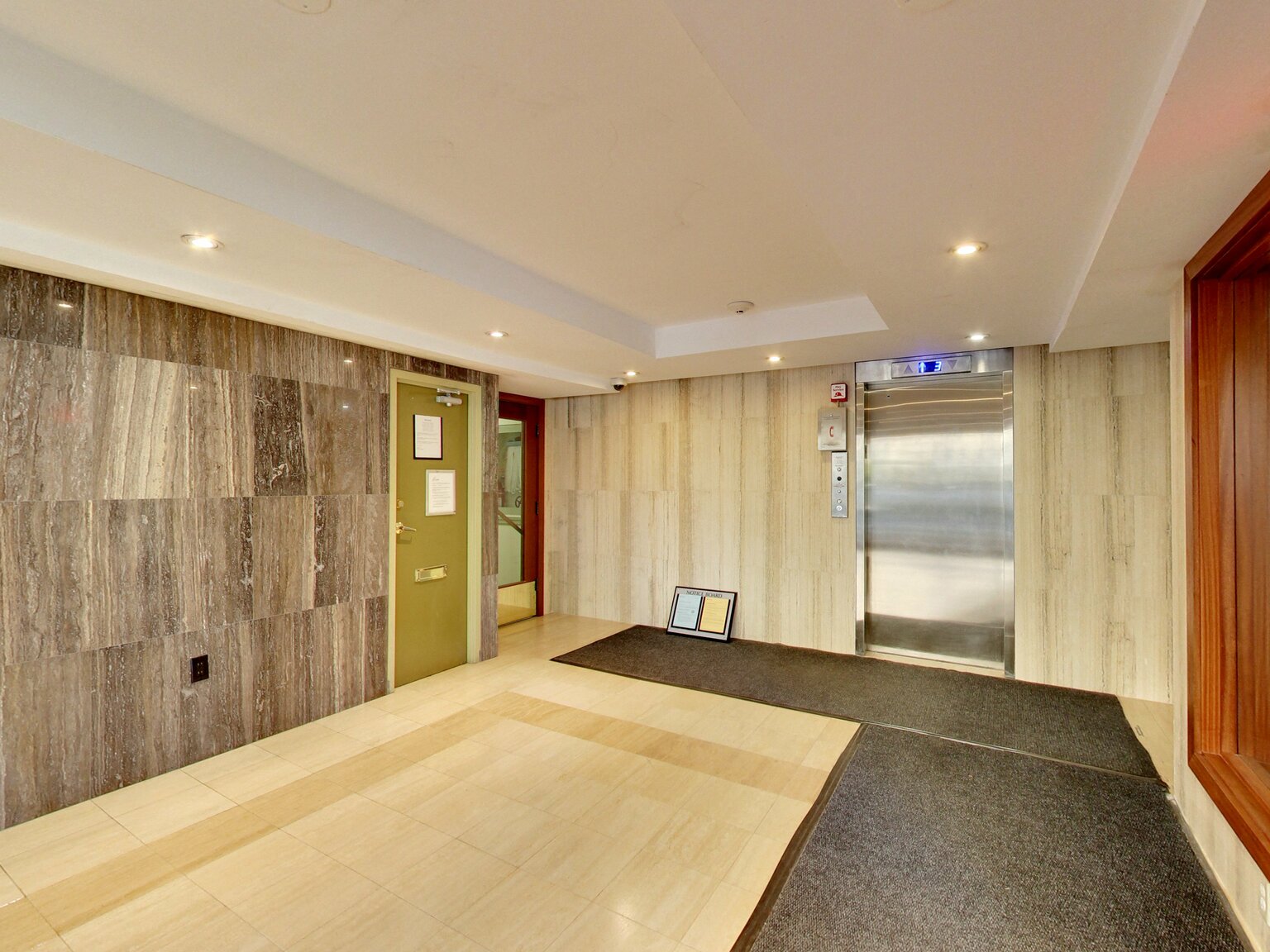 425 Avenue Road - Photo 21