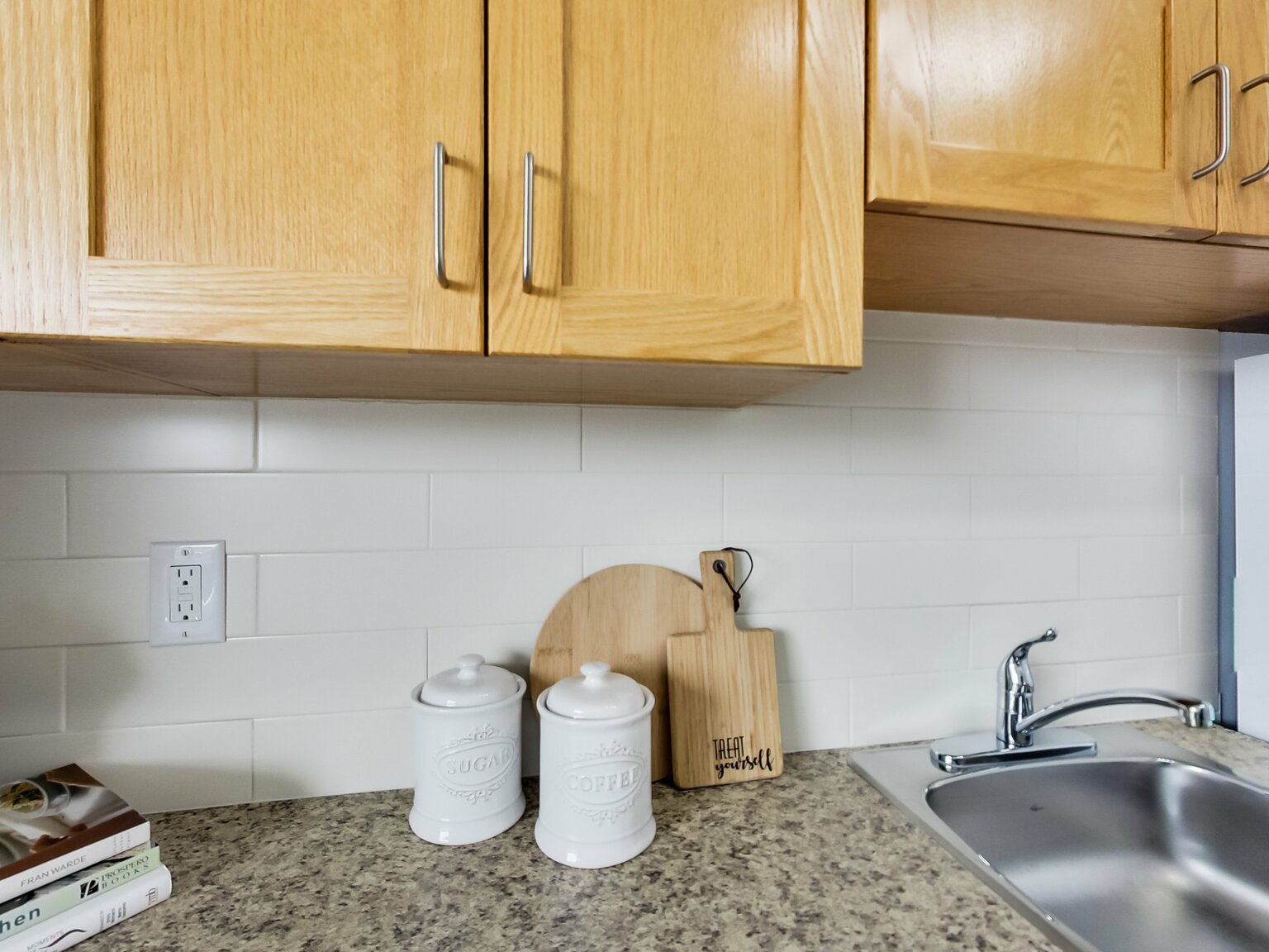 425 Avenue Road - Photo 40