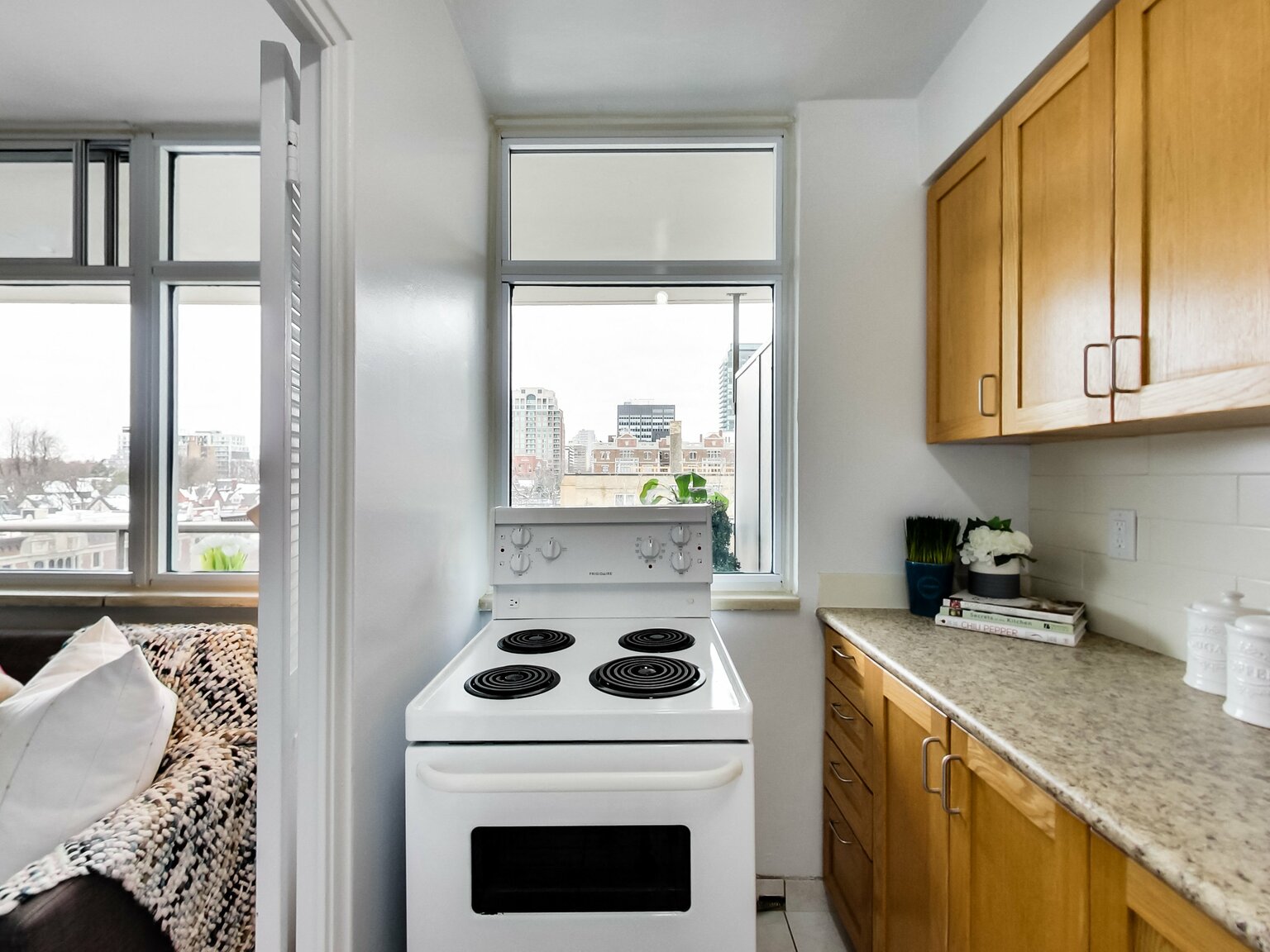 425 Avenue Road - Photo 42