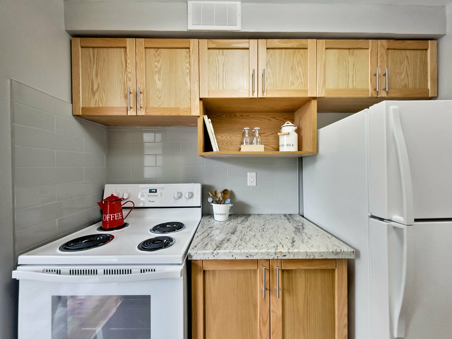 425 Avenue Road - Photo 49