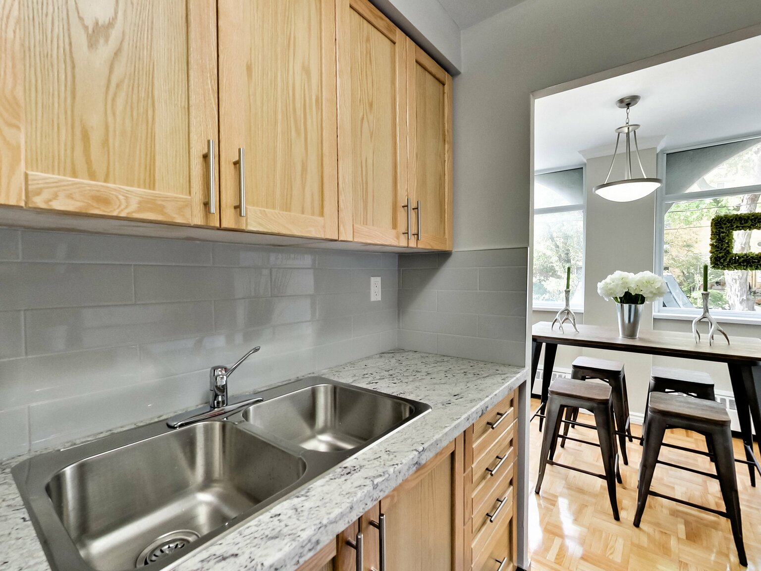 425 Avenue Road - Photo 50