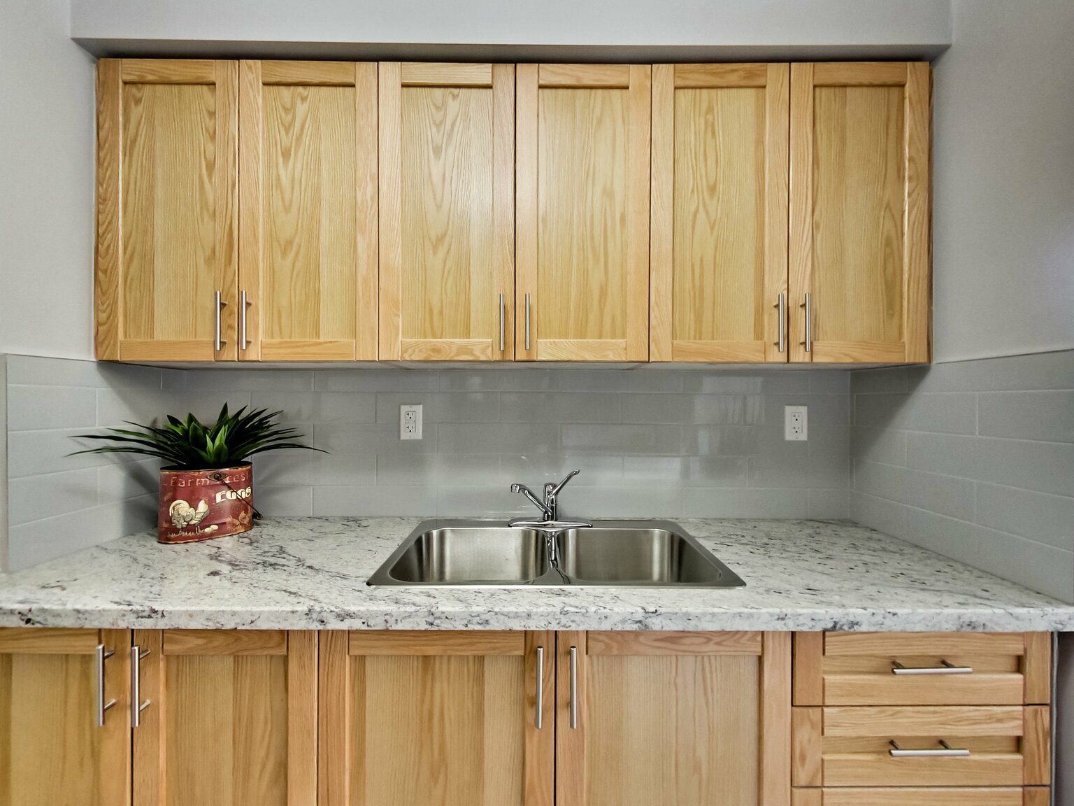 425 Avenue Road - Photo 51