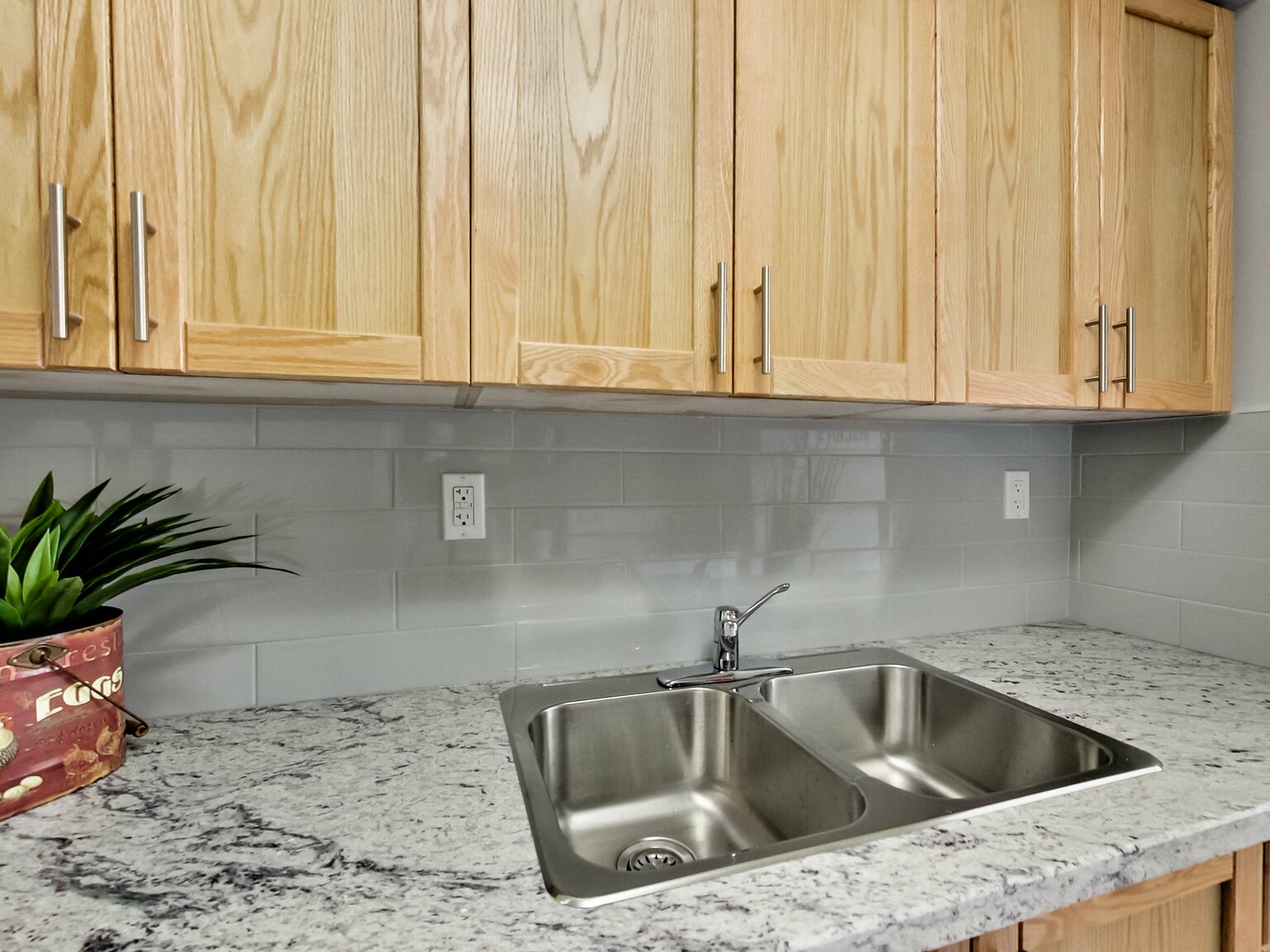 425 Avenue Road - Photo 56
