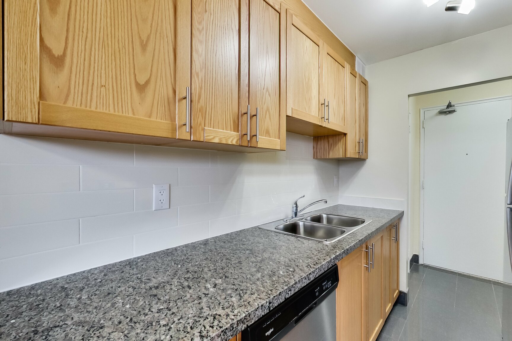 Cosburn Apartments - Photo 73