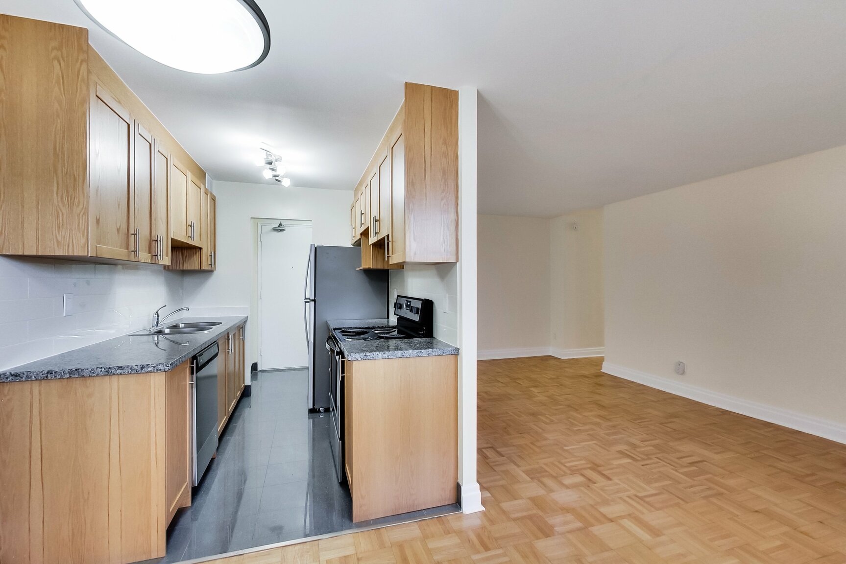 Cosburn Apartments - Photo 76