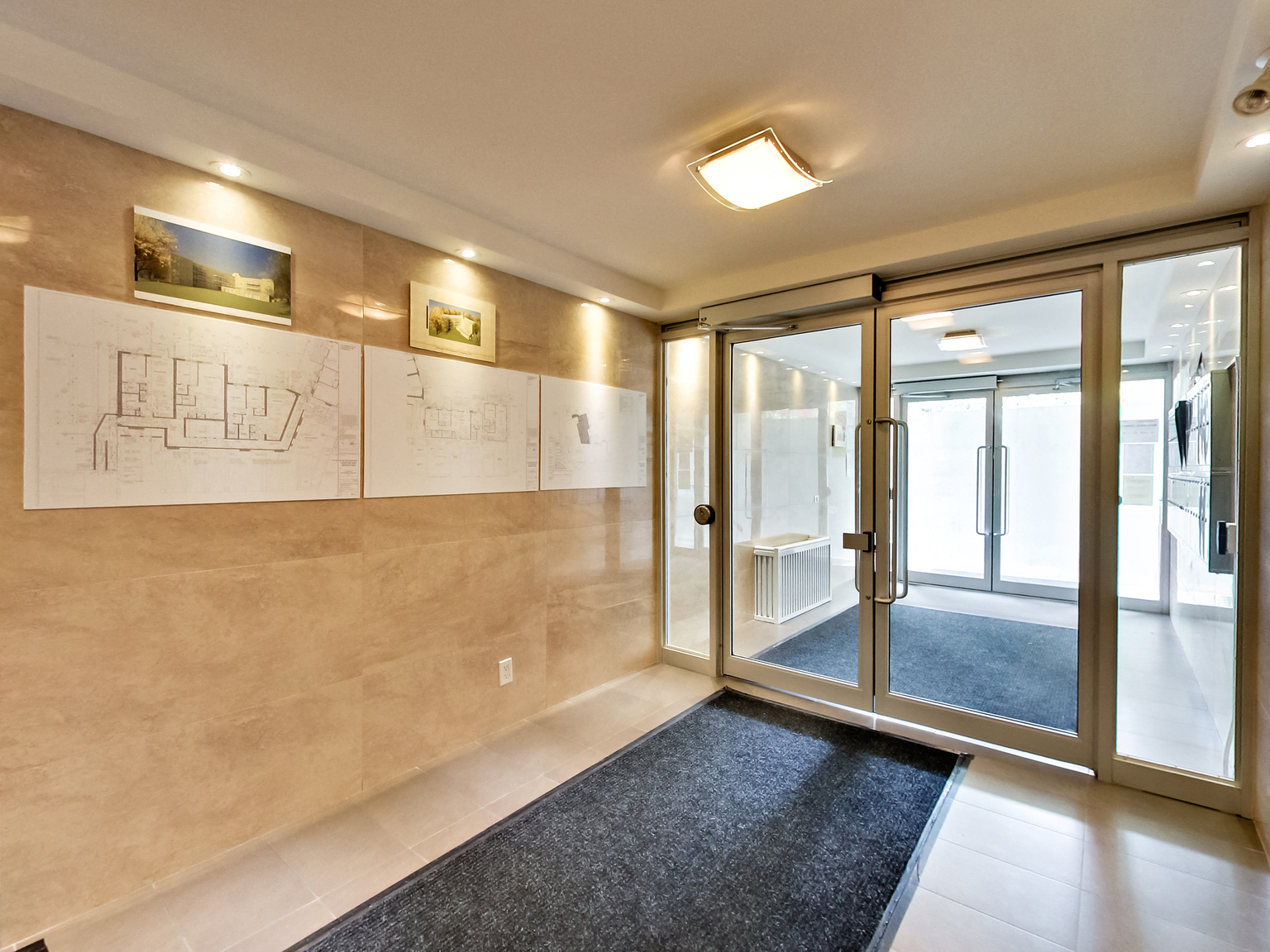 42 Glen Elm Avenue - Photo 6