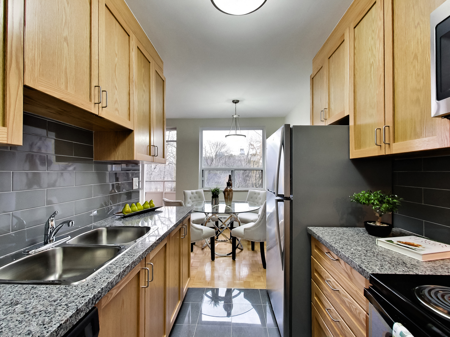42 Glen Elm Avenue - Photo 22