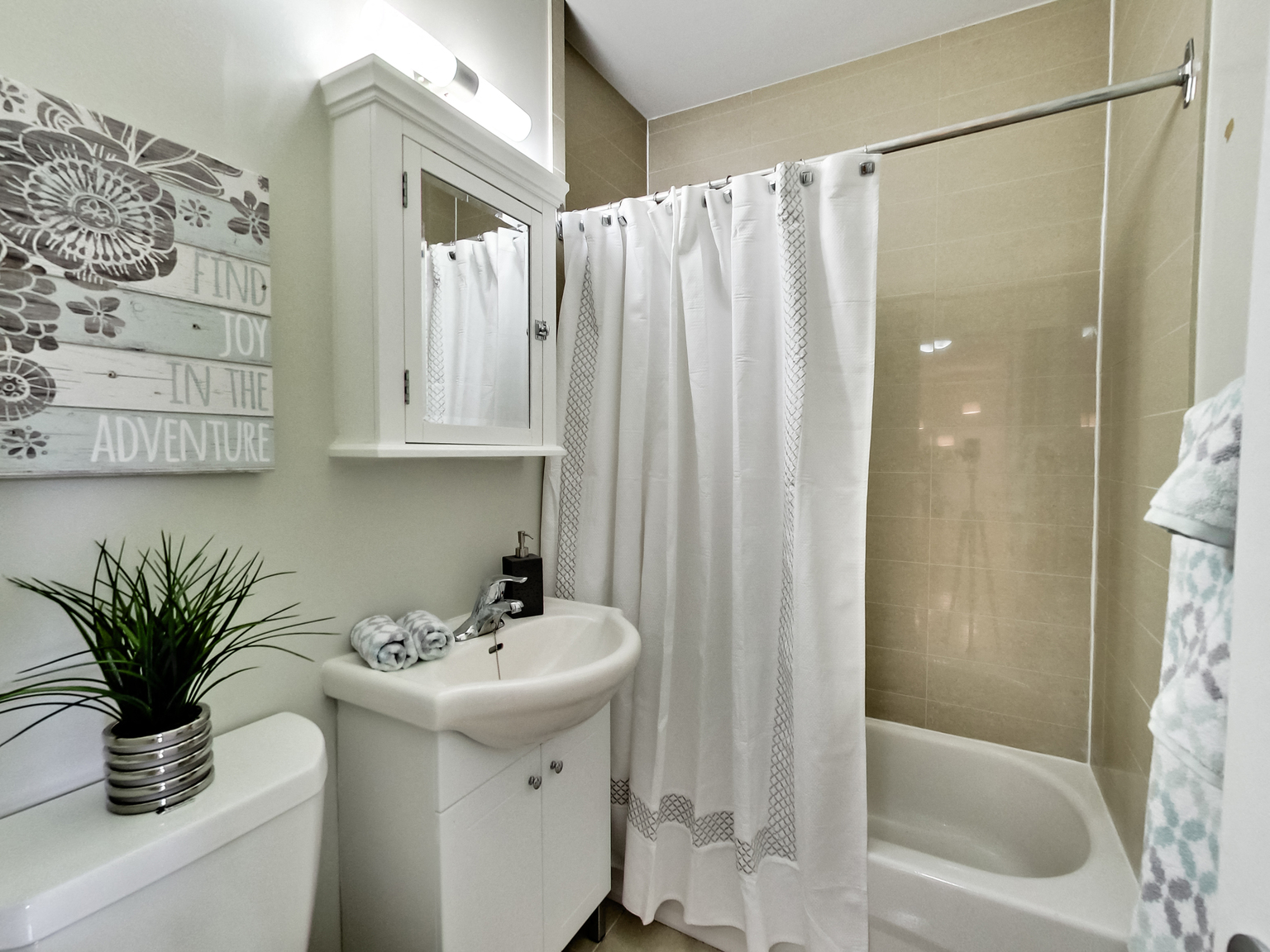 42 Glen Elm Avenue - Photo 69