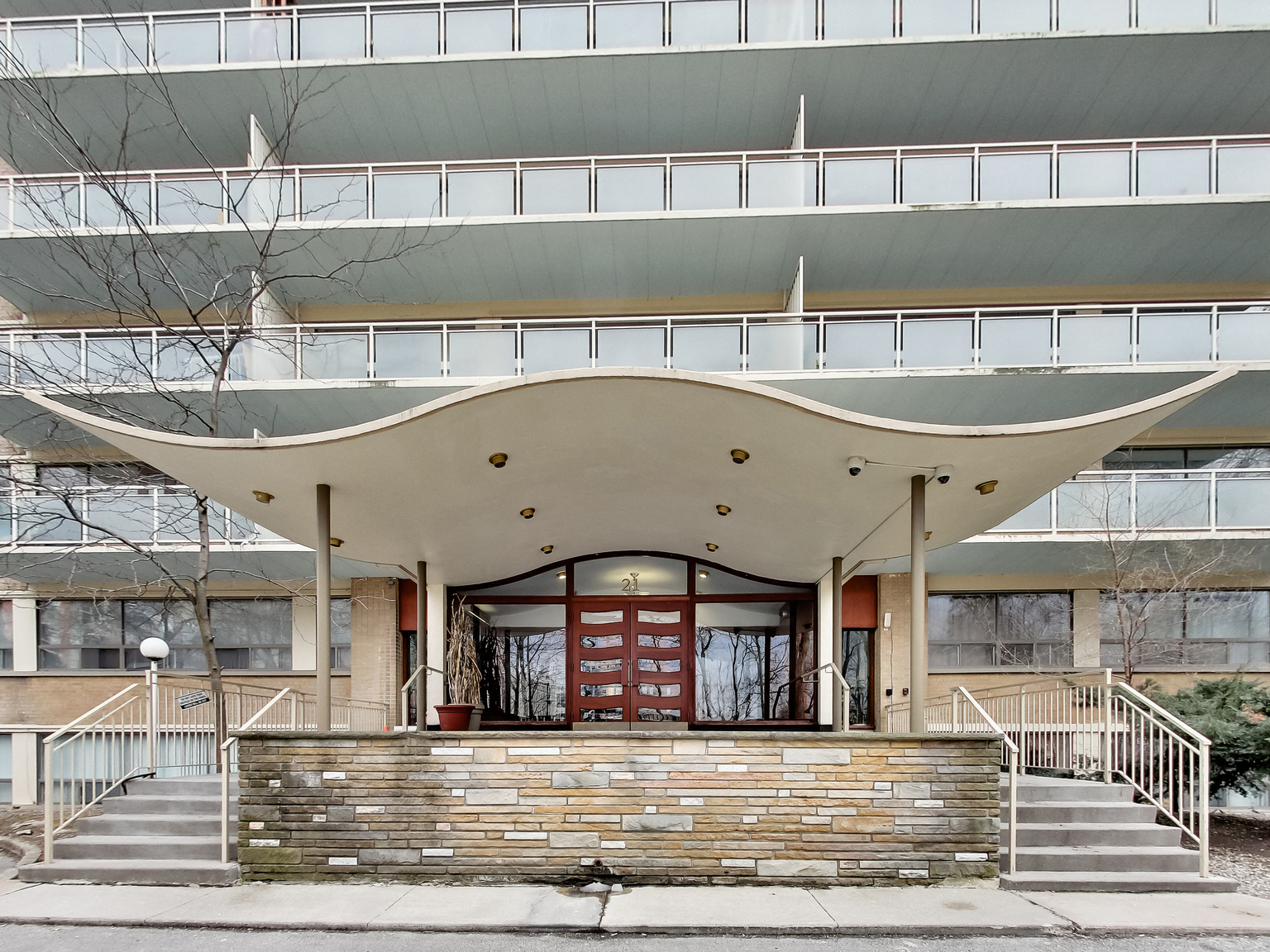 Brentwood Towers - Photo 12
