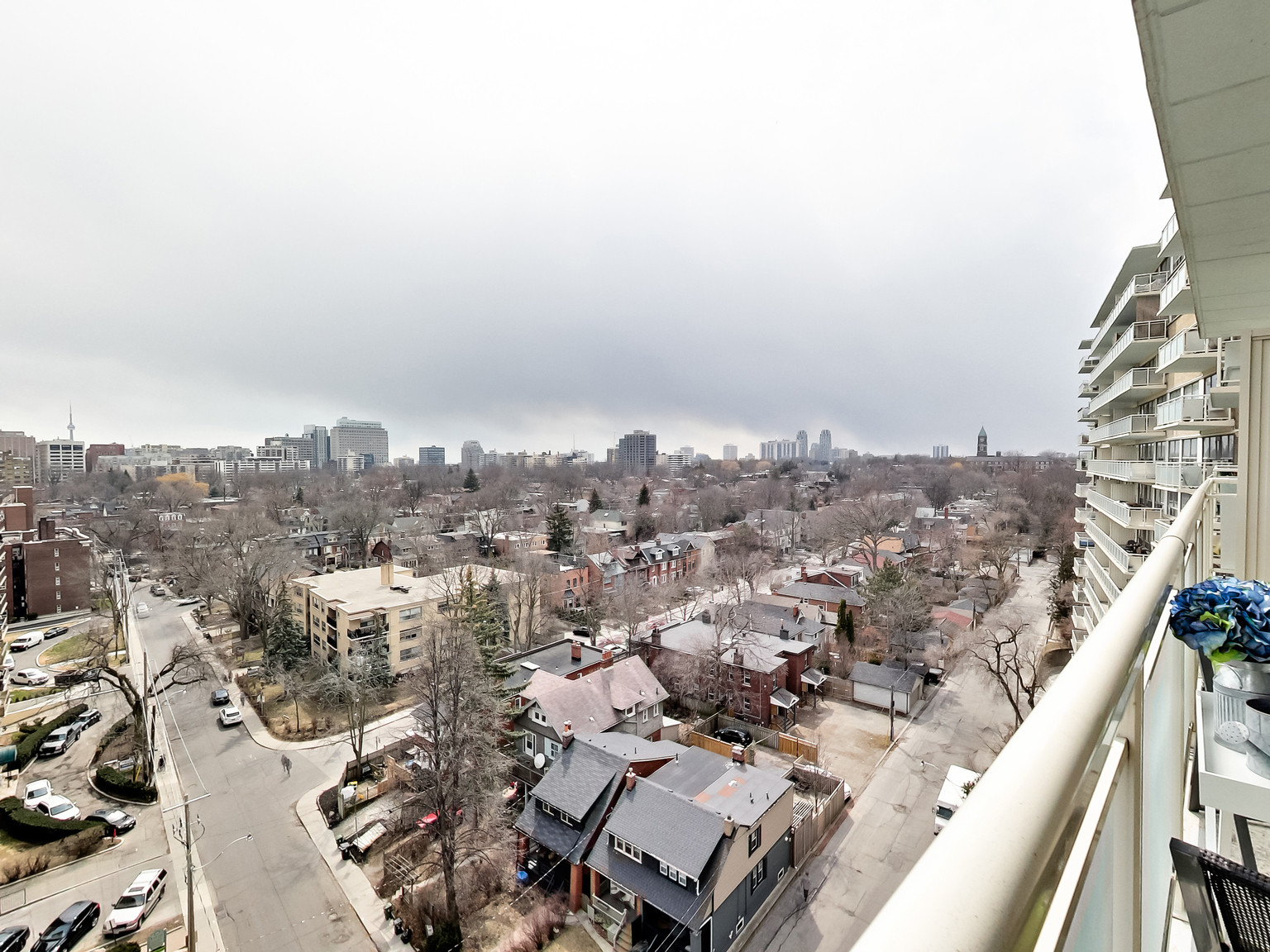 Brentwood Towers - Photo 14