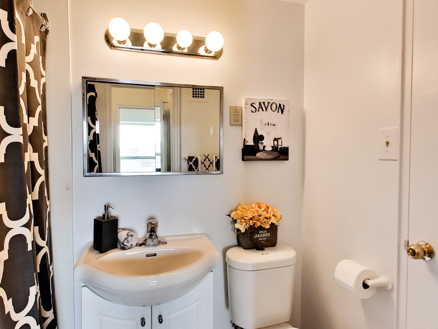 Brentwood Towers - Photo 48