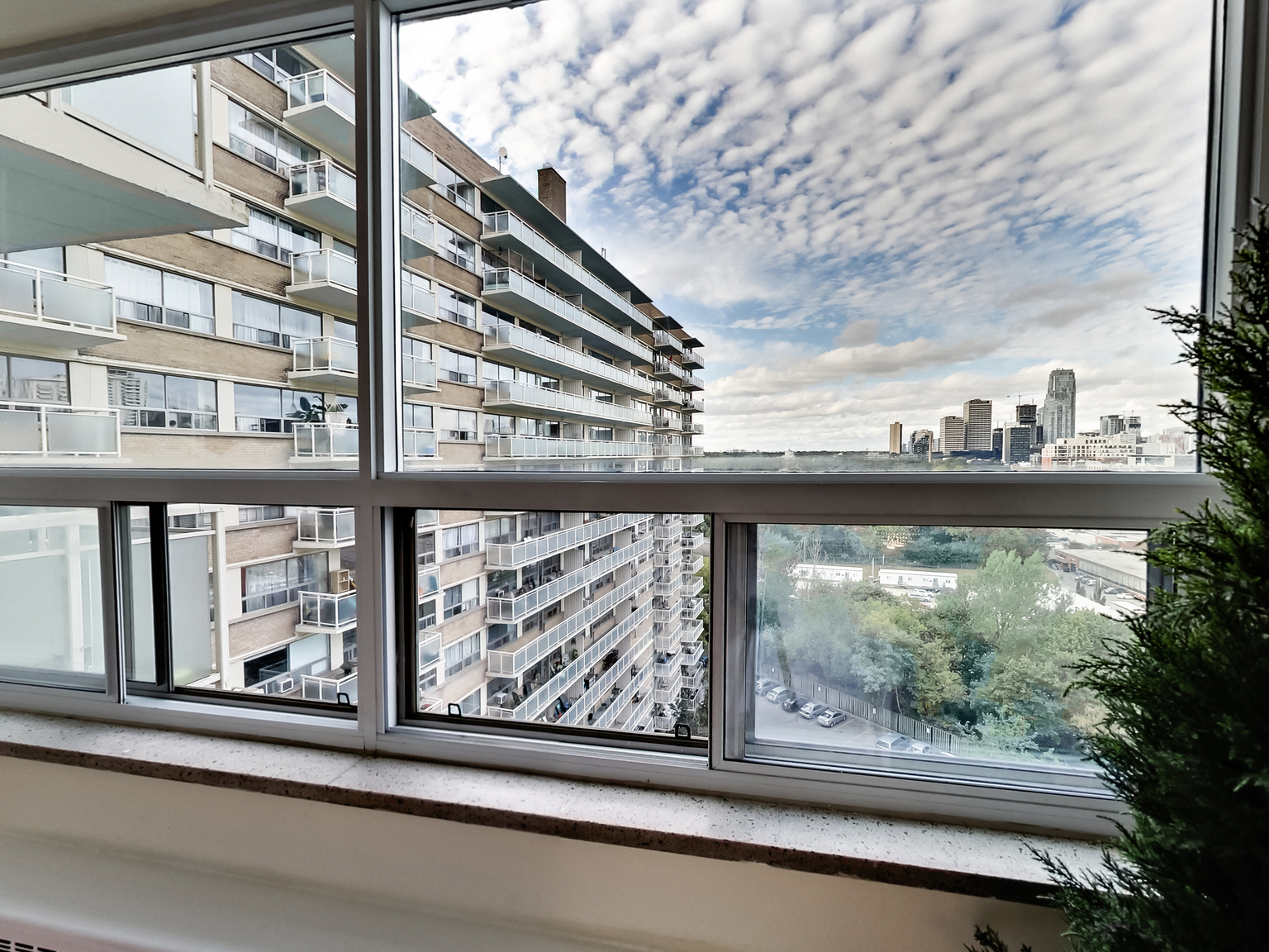 Brentwood Towers - Photo 57