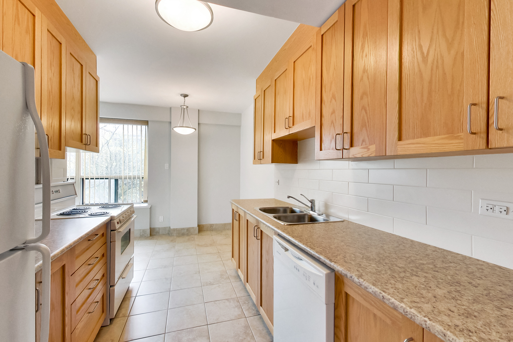 Ridge Hill Manor - Photo 46