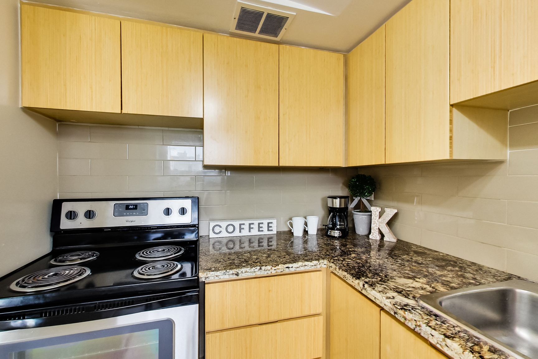San Marino Place - Photo 21