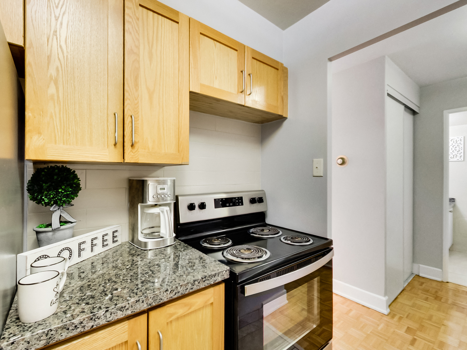 660 Briar Hill - Photo 10