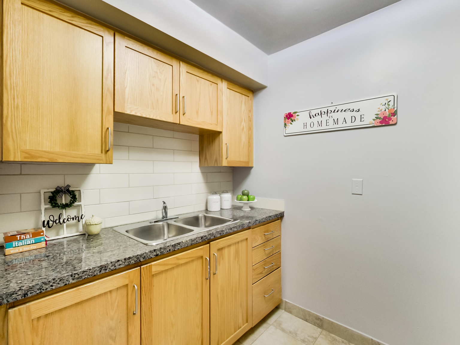 660 Briar Hill - Photo 14